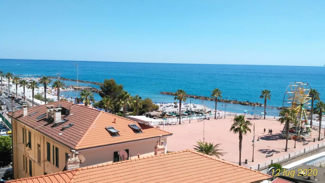Casa Al Mare Apartment Ventimiglia Exterior foto