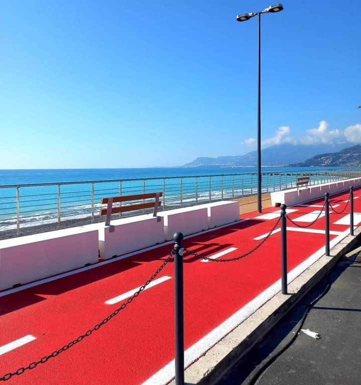 Casa Al Mare Apartment Ventimiglia Exterior foto