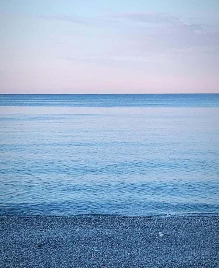 Casa Al Mare Apartment Ventimiglia Exterior foto