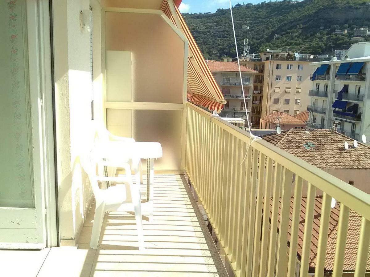 Casa Al Mare Apartment Ventimiglia Exterior foto