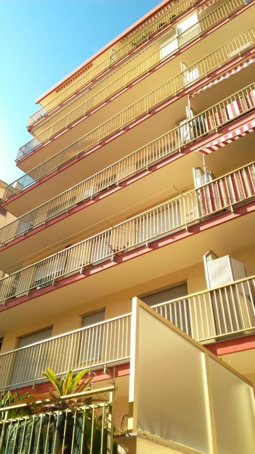 Casa Al Mare Apartment Ventimiglia Exterior foto